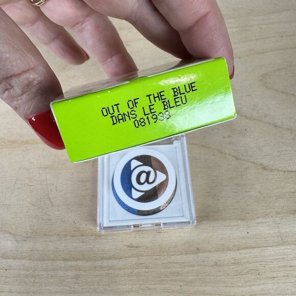 New In Box Mary Kay At Play Baked Eye Trio Out of The Blue - Picture 3 of 5